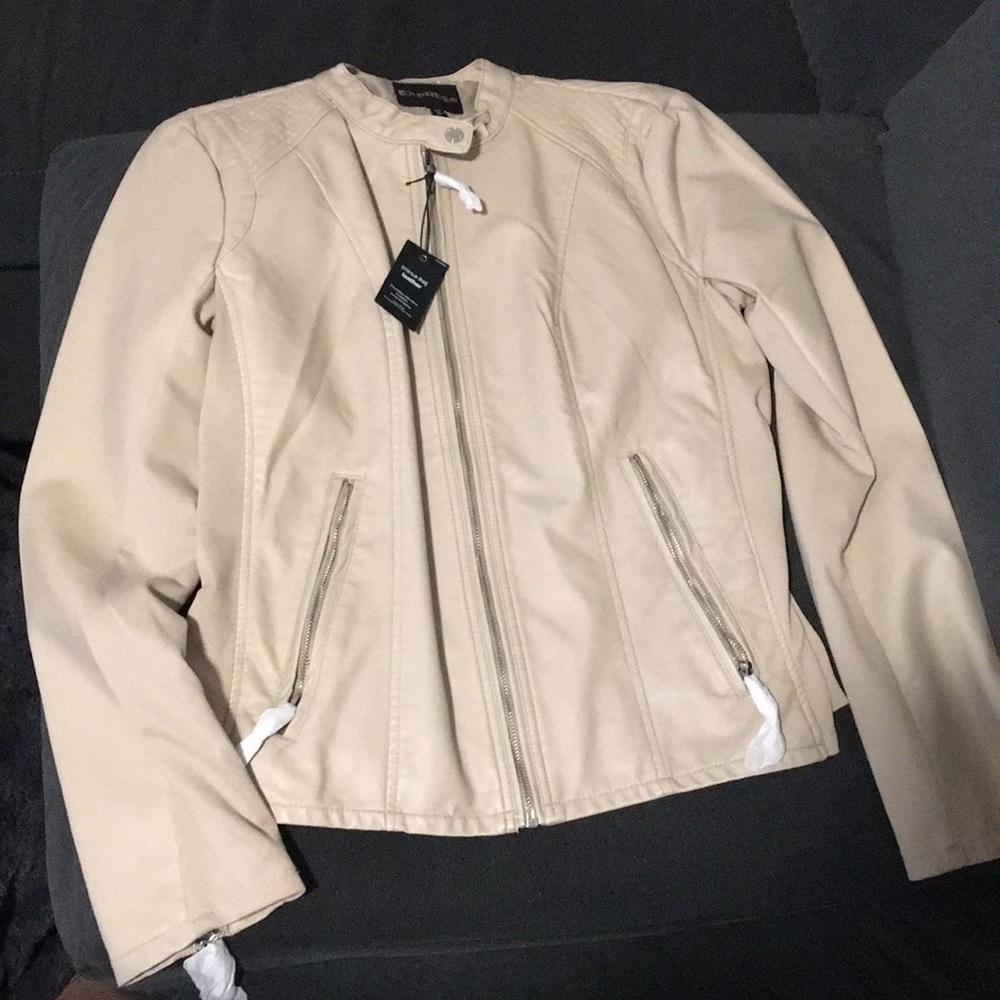Express cream minus the leather jacket ! Size xl !